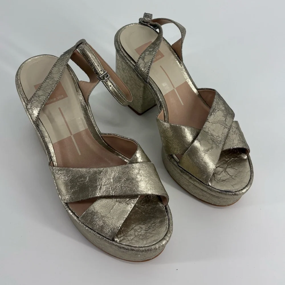 Dolce Vita Laisha Platform Heeled Sandal in Platinum Metallic